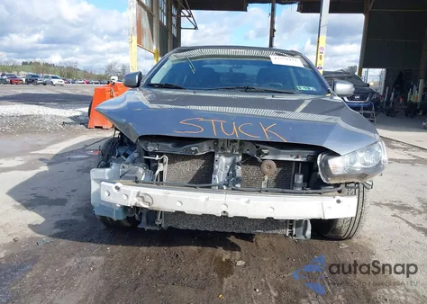 2017 Mitsubishi Lancer Es/Se/Sel z USA, uszkodzony, nr VIN JA32V2FW9HU000941